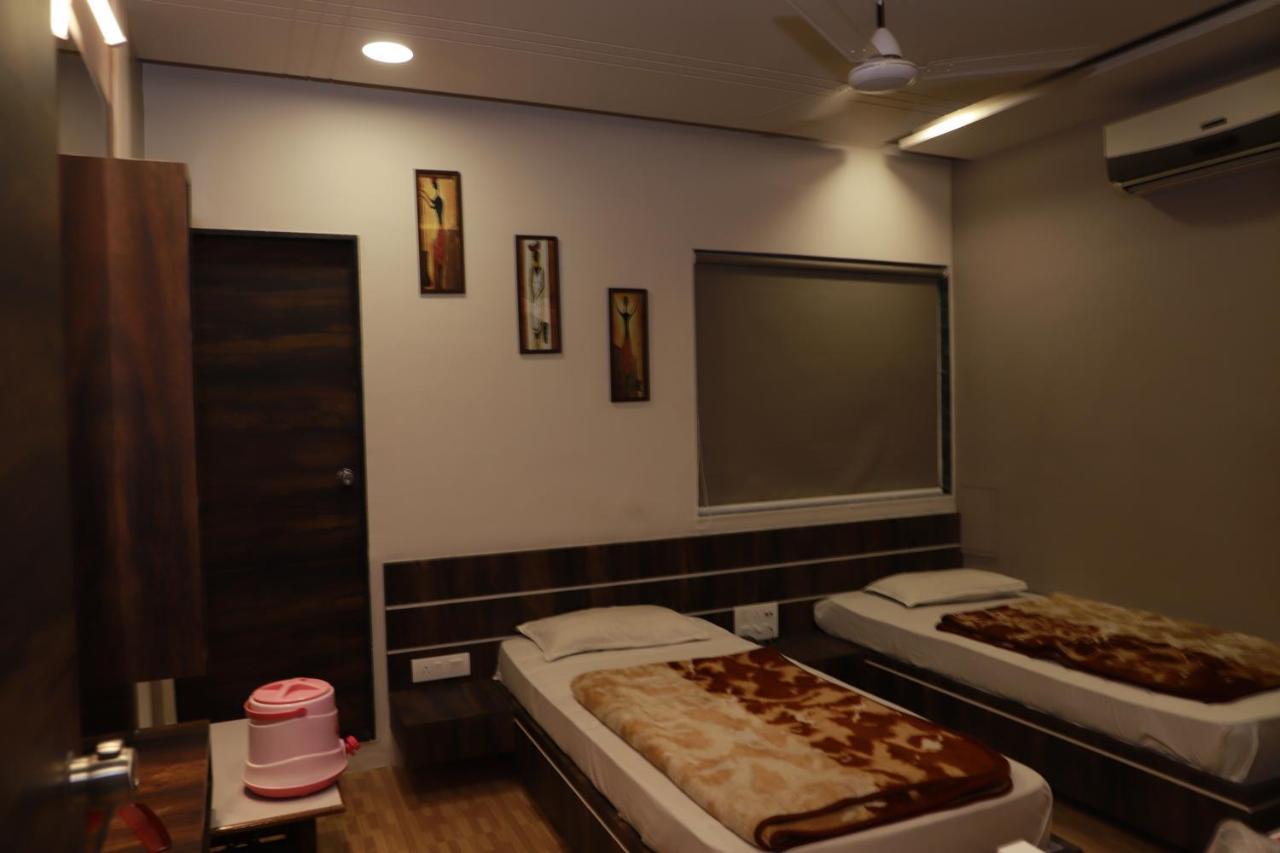 Hotel Darshan Amreli Exteriér fotografie