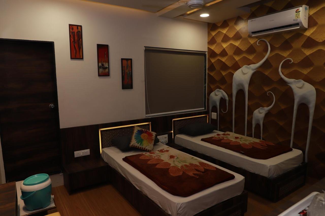 Hotel Darshan Amreli Exteriér fotografie