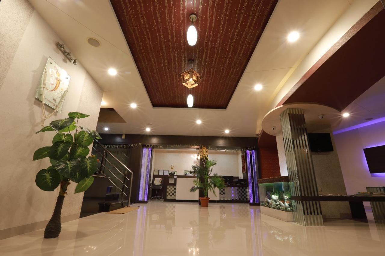 Hotel Darshan Amreli Exteriér fotografie