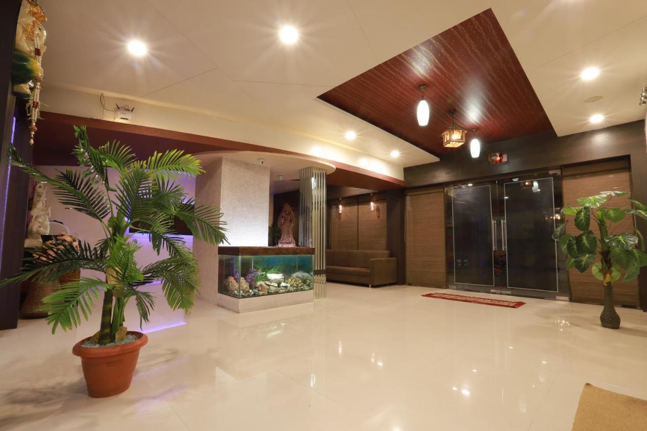 Hotel Darshan Amreli Exteriér fotografie
