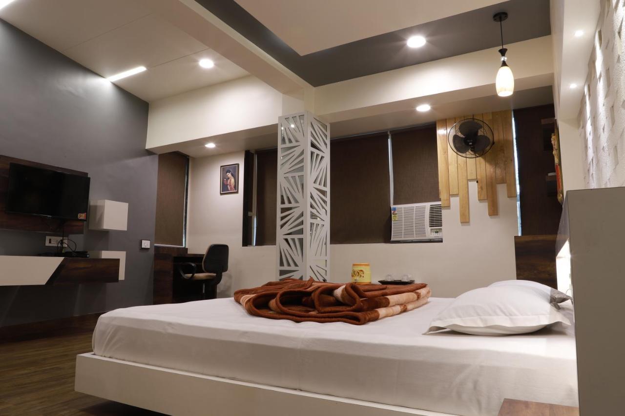 Hotel Darshan Amreli Exteriér fotografie