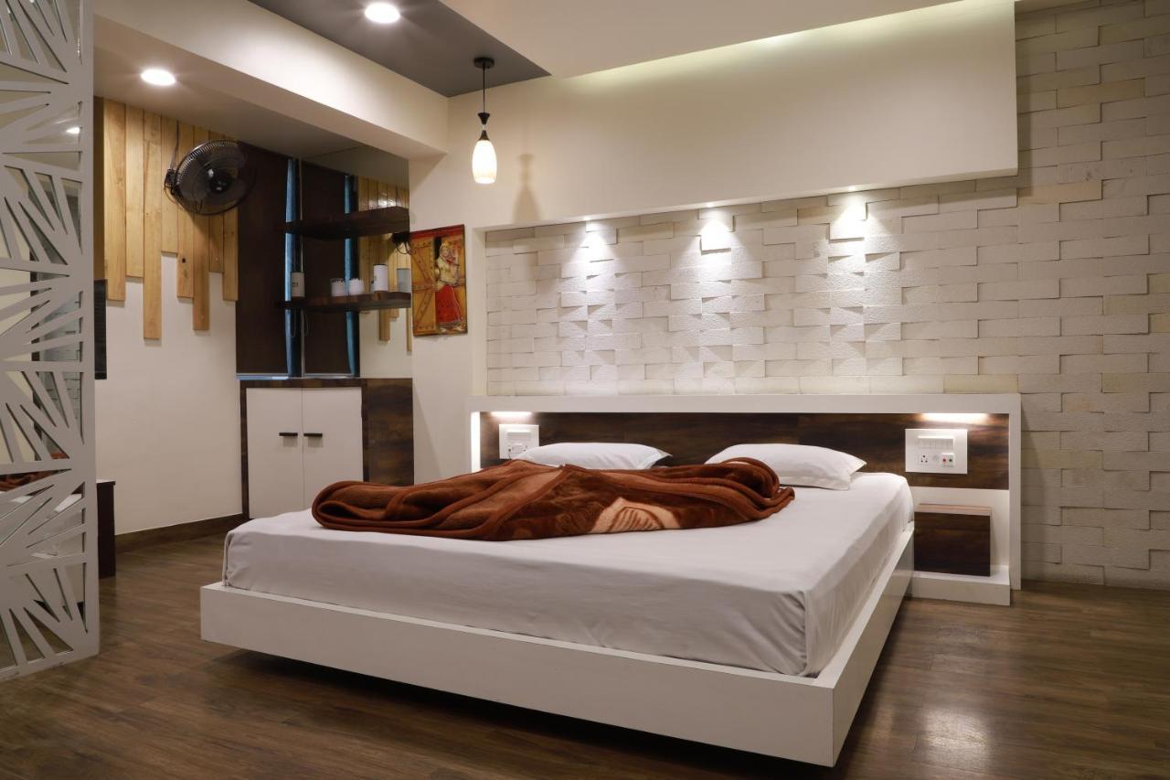 Hotel Darshan Amreli Exteriér fotografie
