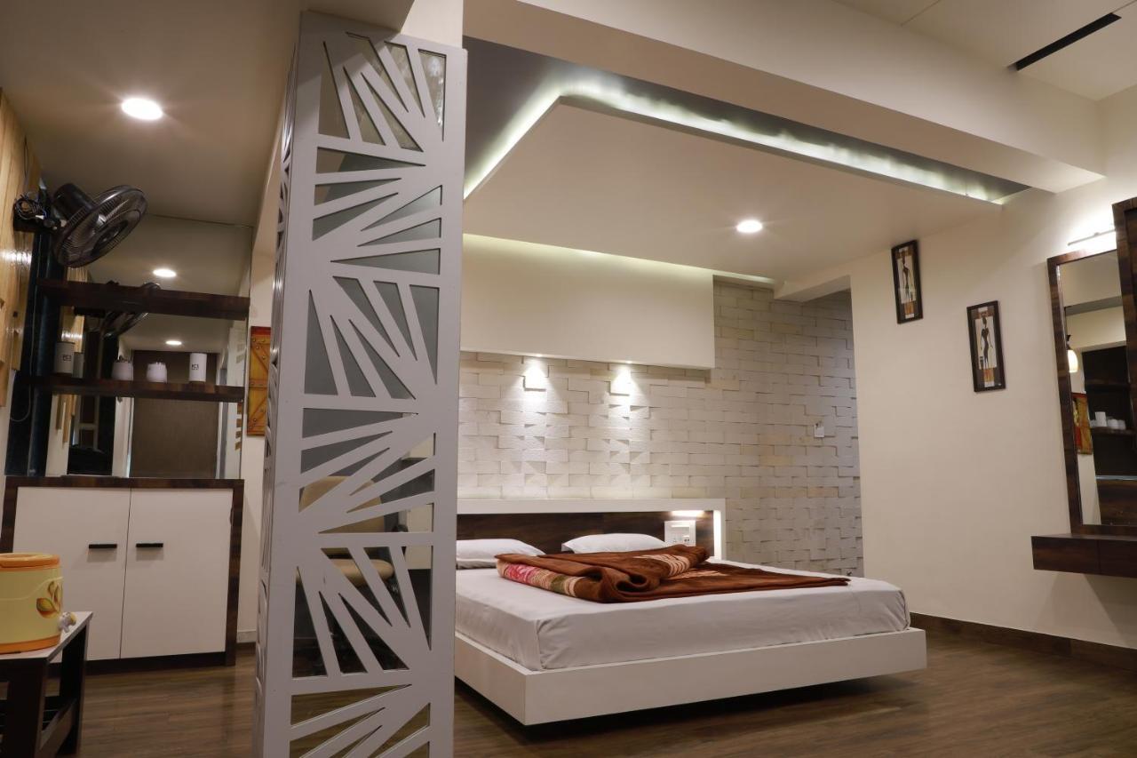 Hotel Darshan Amreli Exteriér fotografie