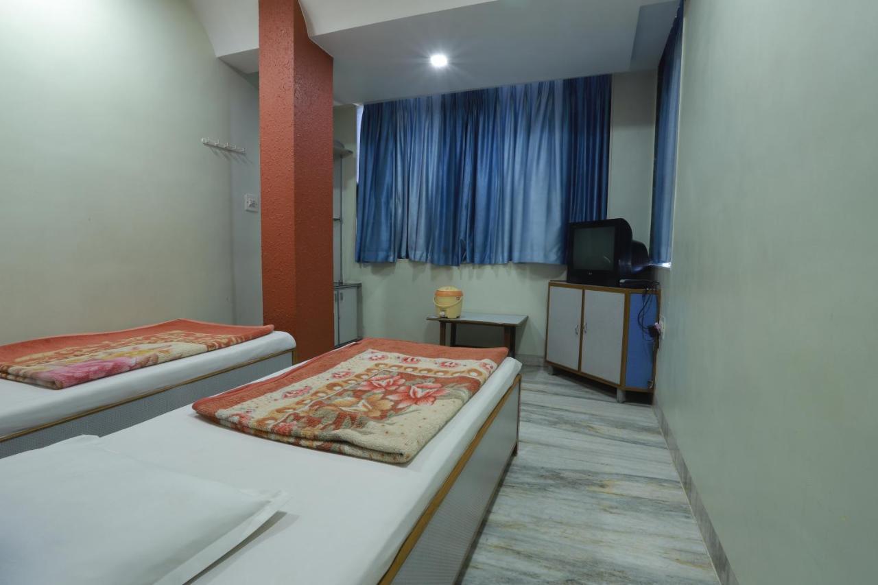Hotel Darshan Amreli Exteriér fotografie