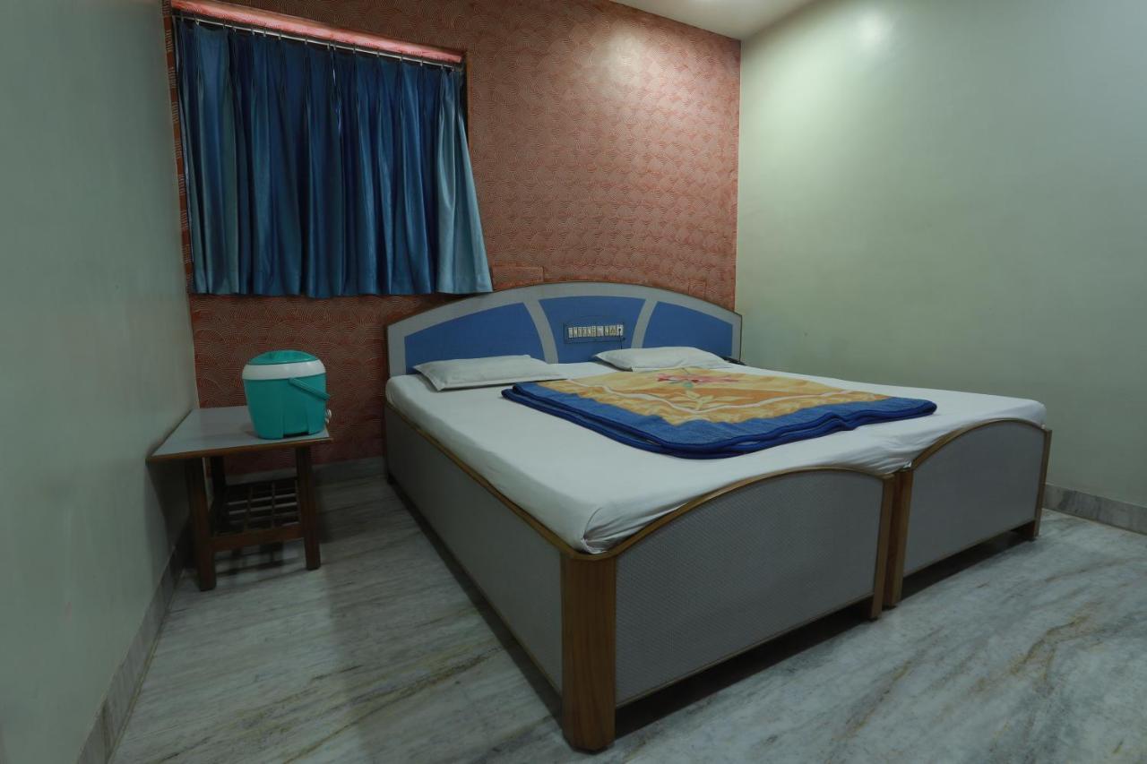 Hotel Darshan Amreli Exteriér fotografie